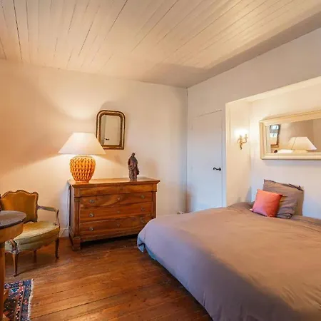 홈스테이 Maison Garesche - Gite De Charme Au Coeur Des Marais De La Seudre *