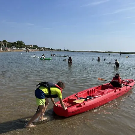 Habitación en casa particular Maison Garesché - D'hôtes De Charme Avec Table D'hôtes