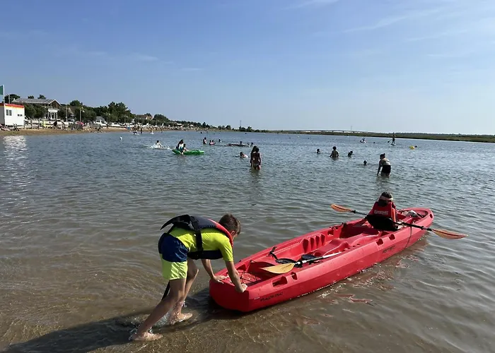 Habitación en casa particular Maison Garesché - D'hôtes De Charme Avec Table D'hôtes