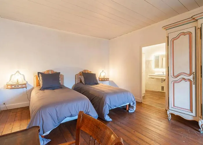 Habitación en casa particular Maison Garesché - D'hôtes De Charme Avec Table D'hôtes